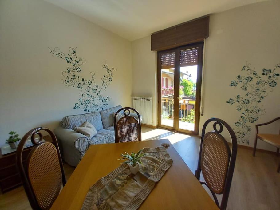 Holiday House - Leo & Malu Сарнико Экстерьер фото